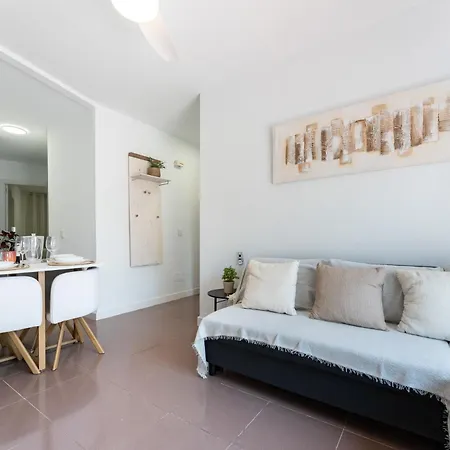 Malagasuite Bajondillo & Terrace * Торремолинос