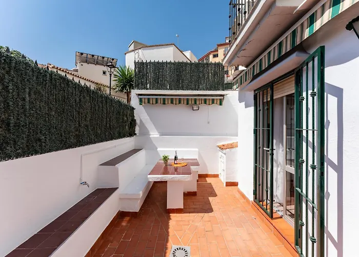 Апартаменты Malagasuite Bajondillo & Terrace