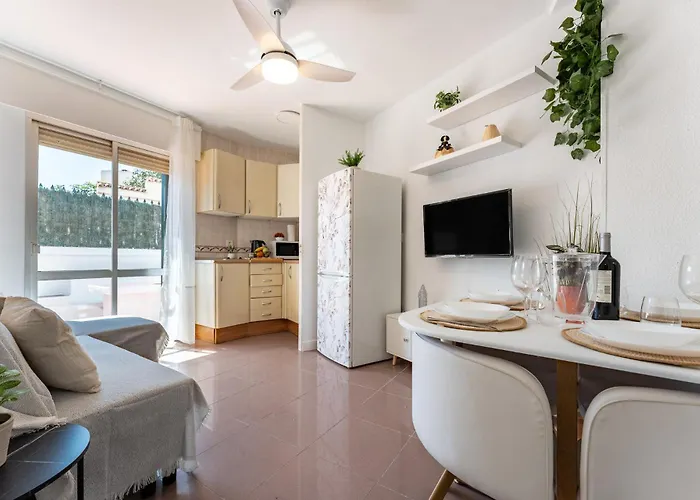 Malagasuite Bajondillo & Terrace Апартаменты *