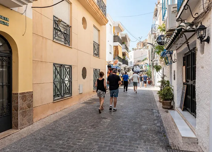 Апартаменты Malagasuite Bajondillo & Terrace *